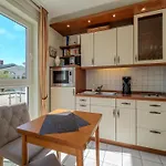 Apartment 12 In Der Villa Maria