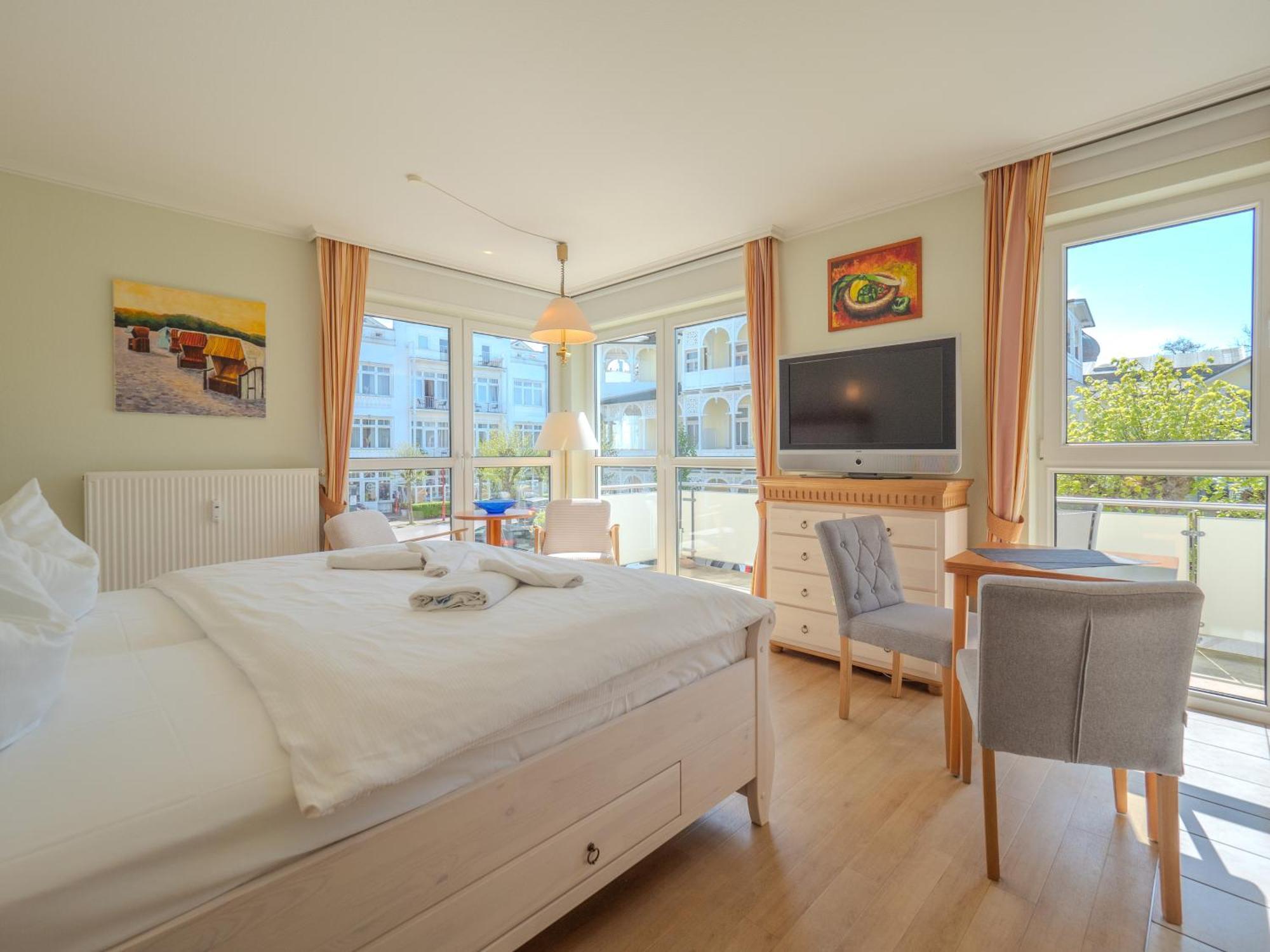 12 In Der Maria Ostseebad Binz